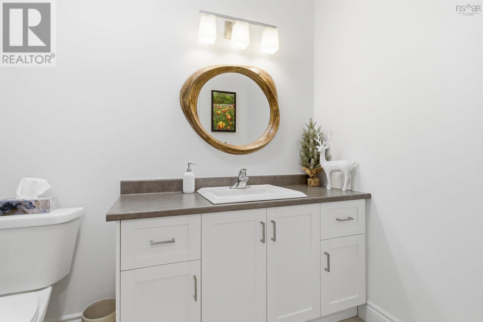 8 Goldenrod Court Property Photo 17
