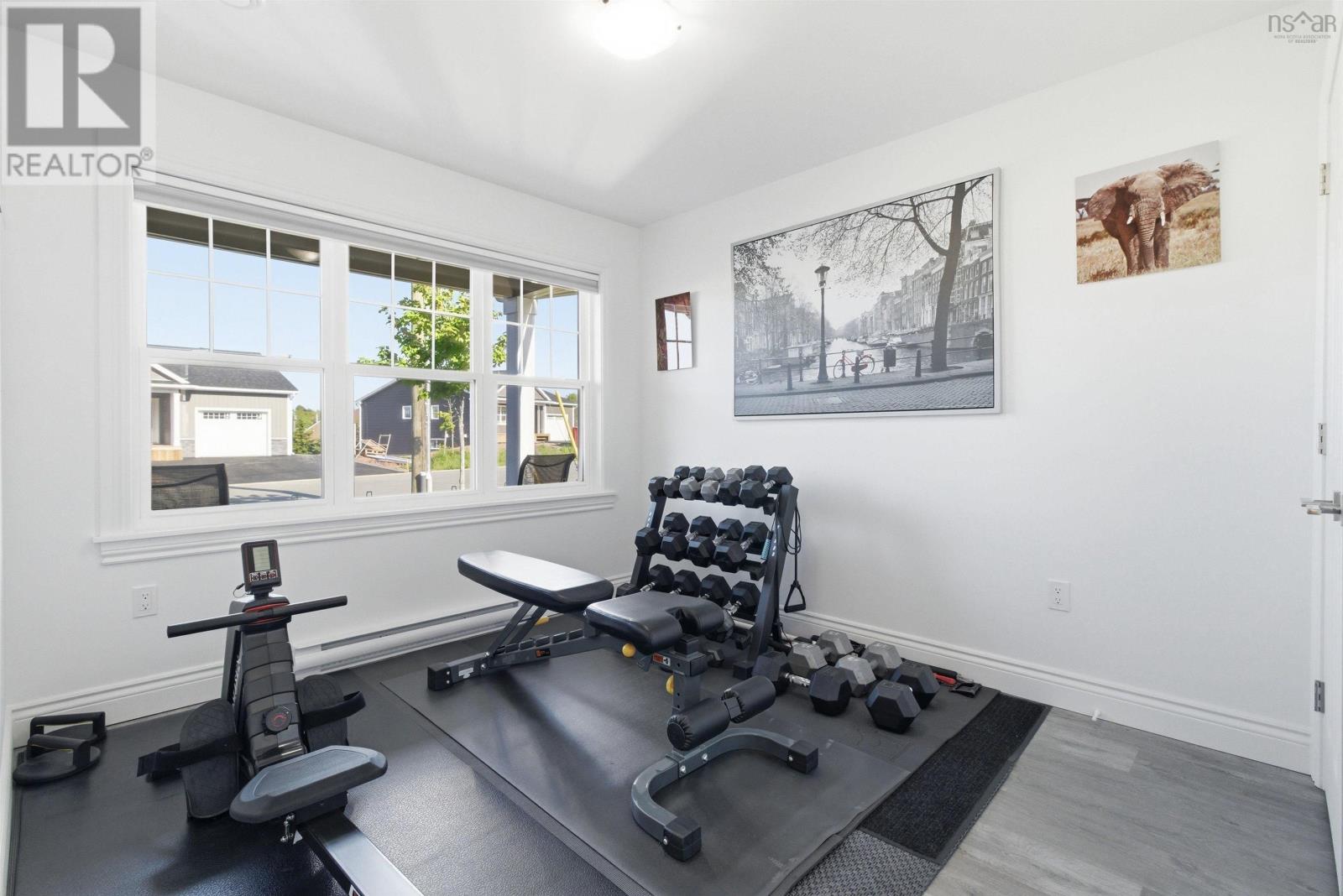 8 Goldenrod Court Property Photo 24