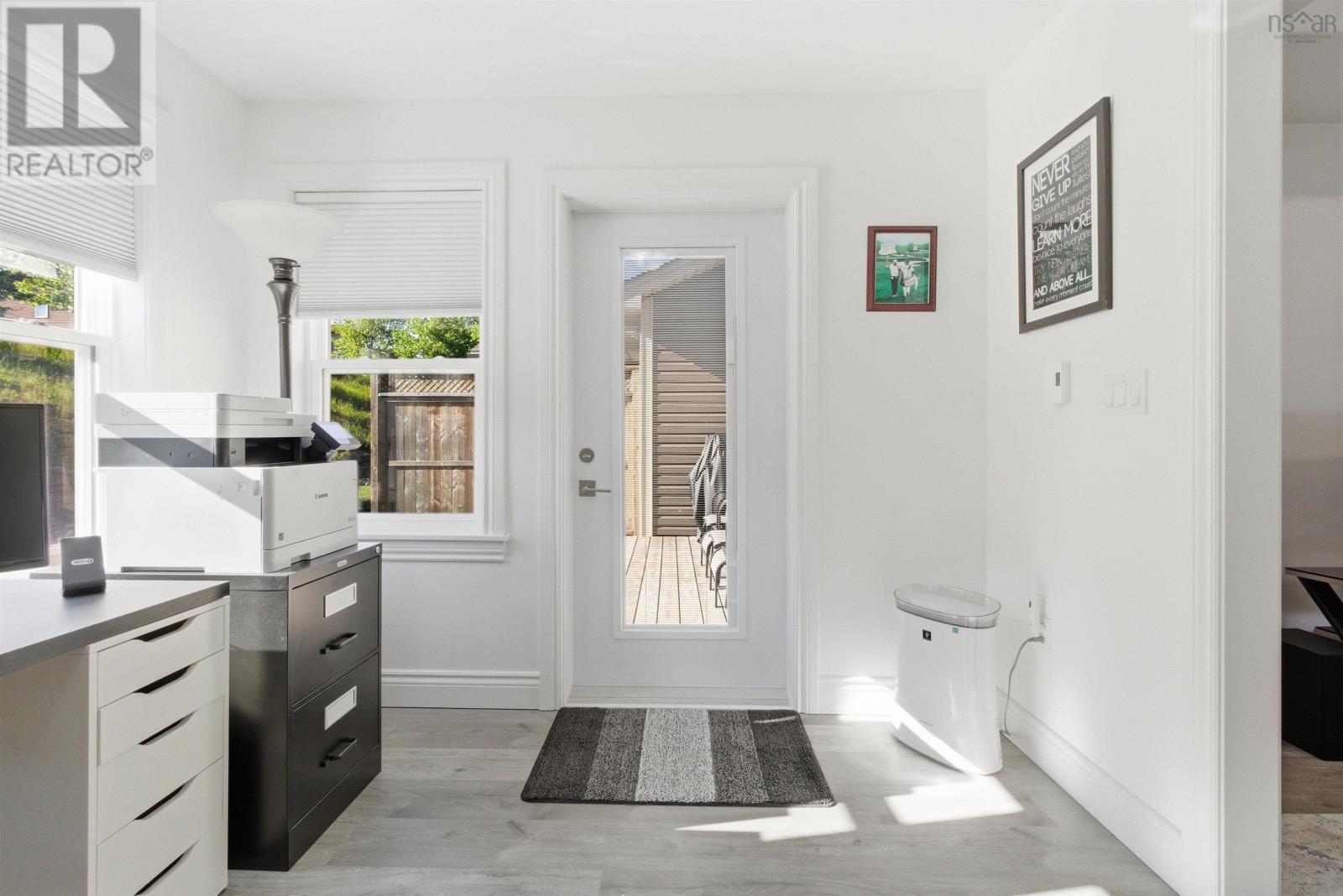 8 Goldenrod Court Property Photo 25