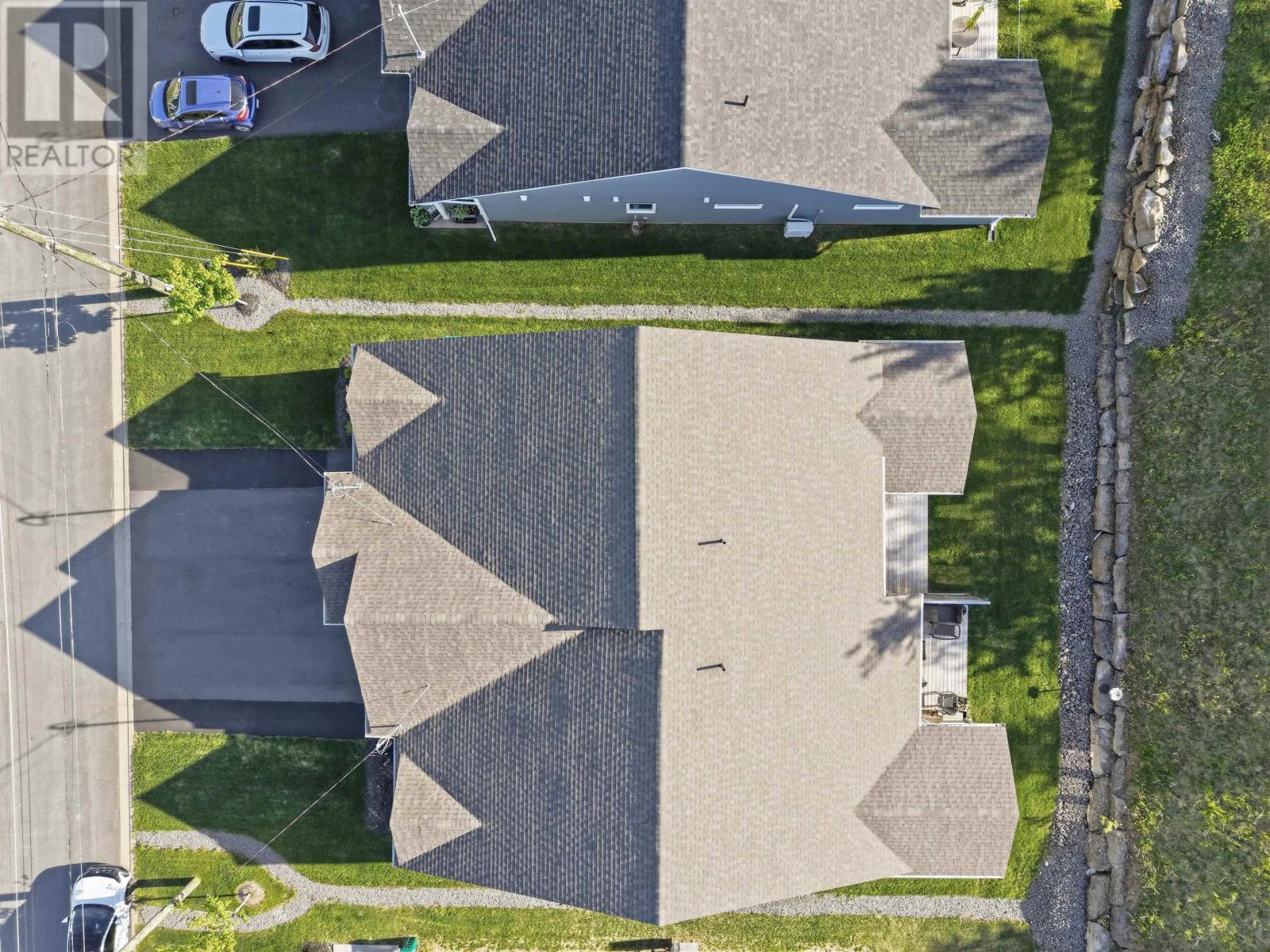 8 Goldenrod Court Property Photo 41