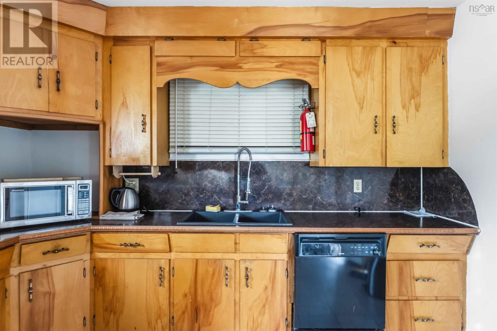 50 Whale Cove Road Property Photo 12