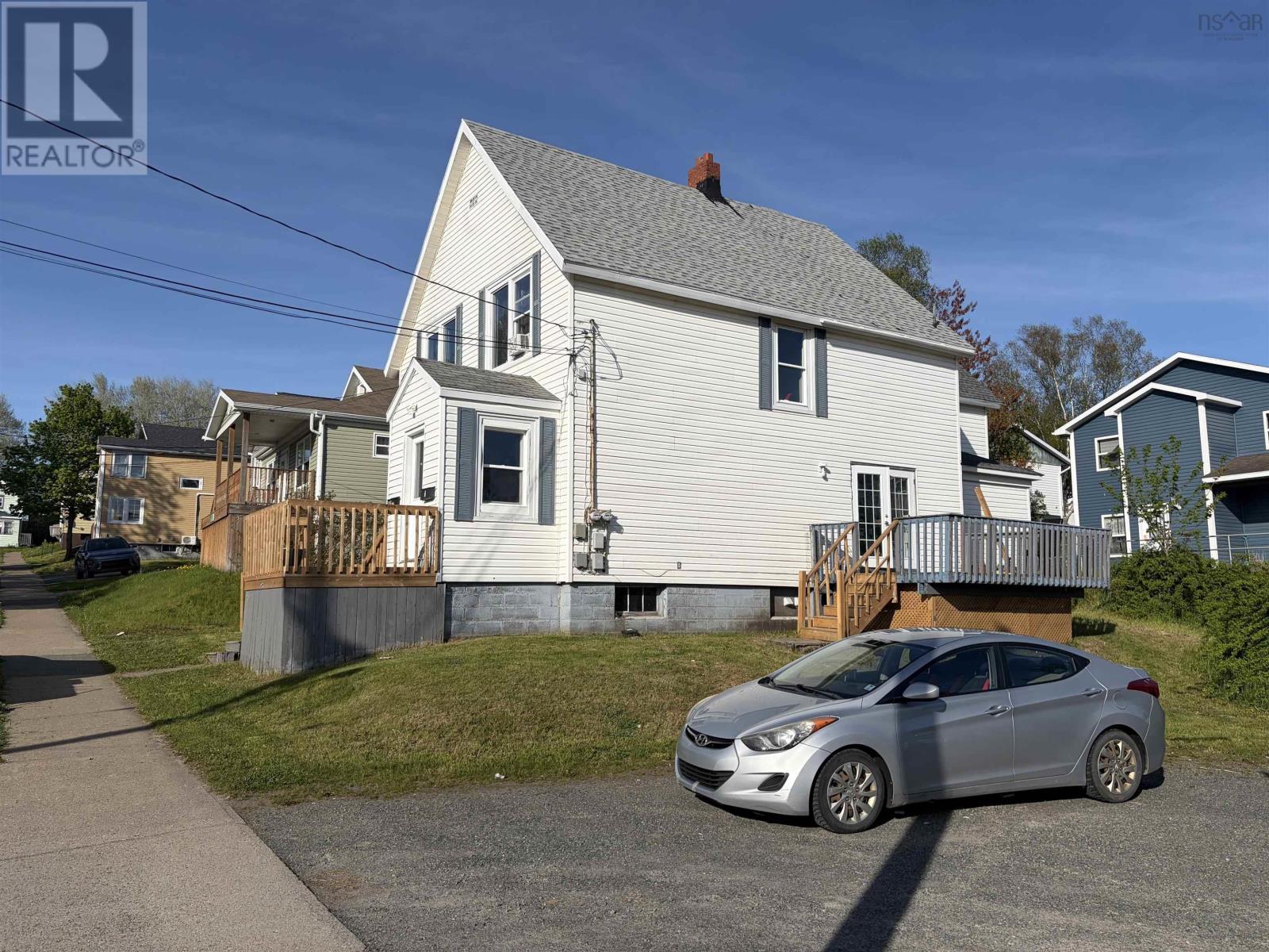 360 St. Peters Road Property Photo 3