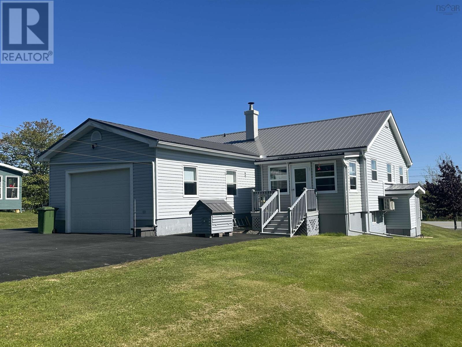 6670 Highway 3 Property Photo 2