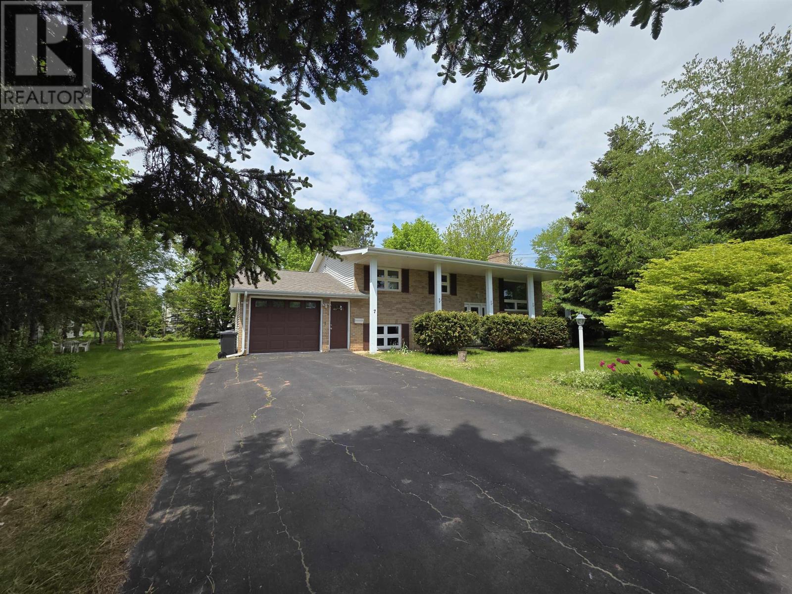 7 Crestview Drive Photo de la propriété 1