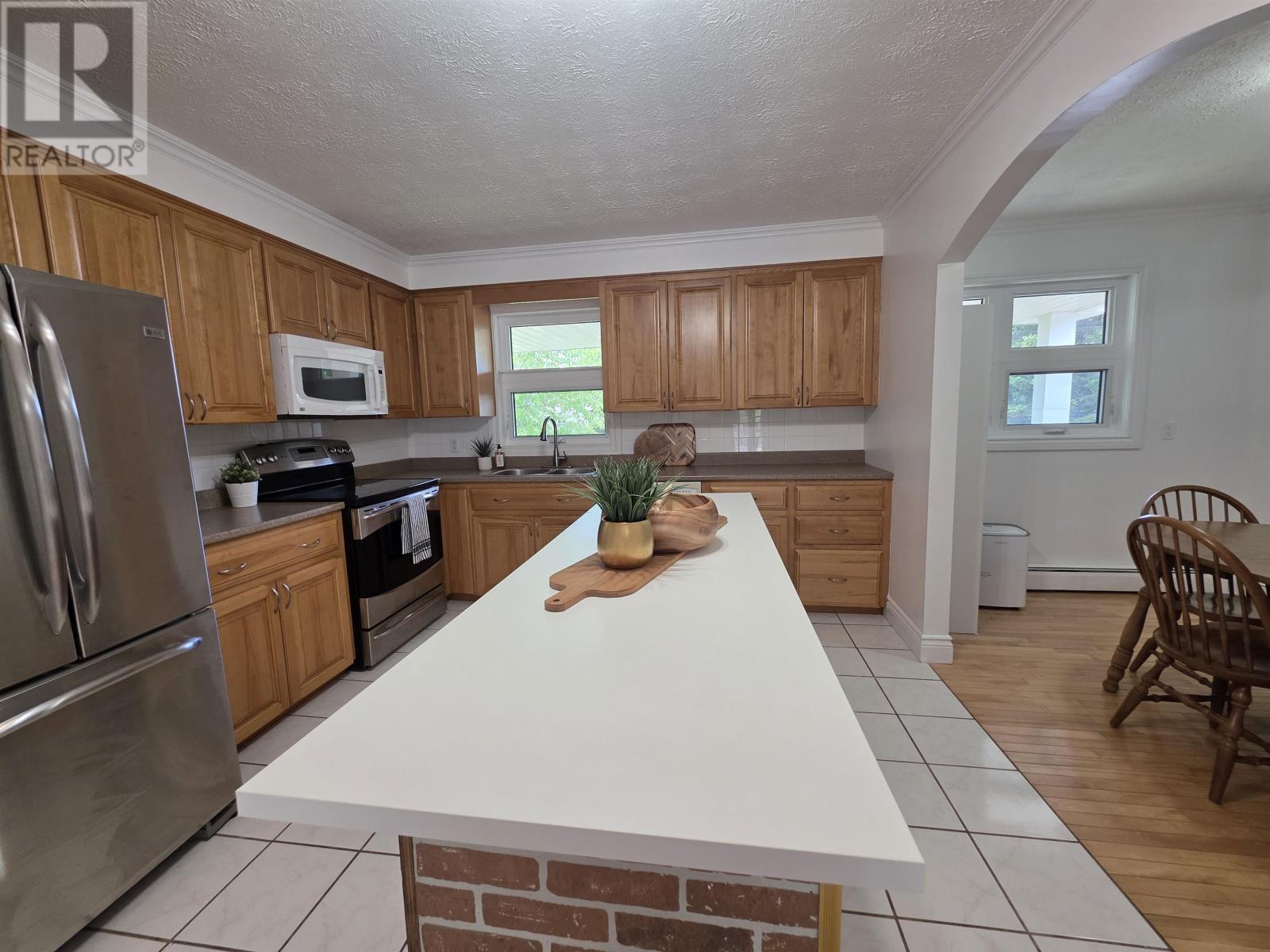 7 Crestview Drive Property Photo 5