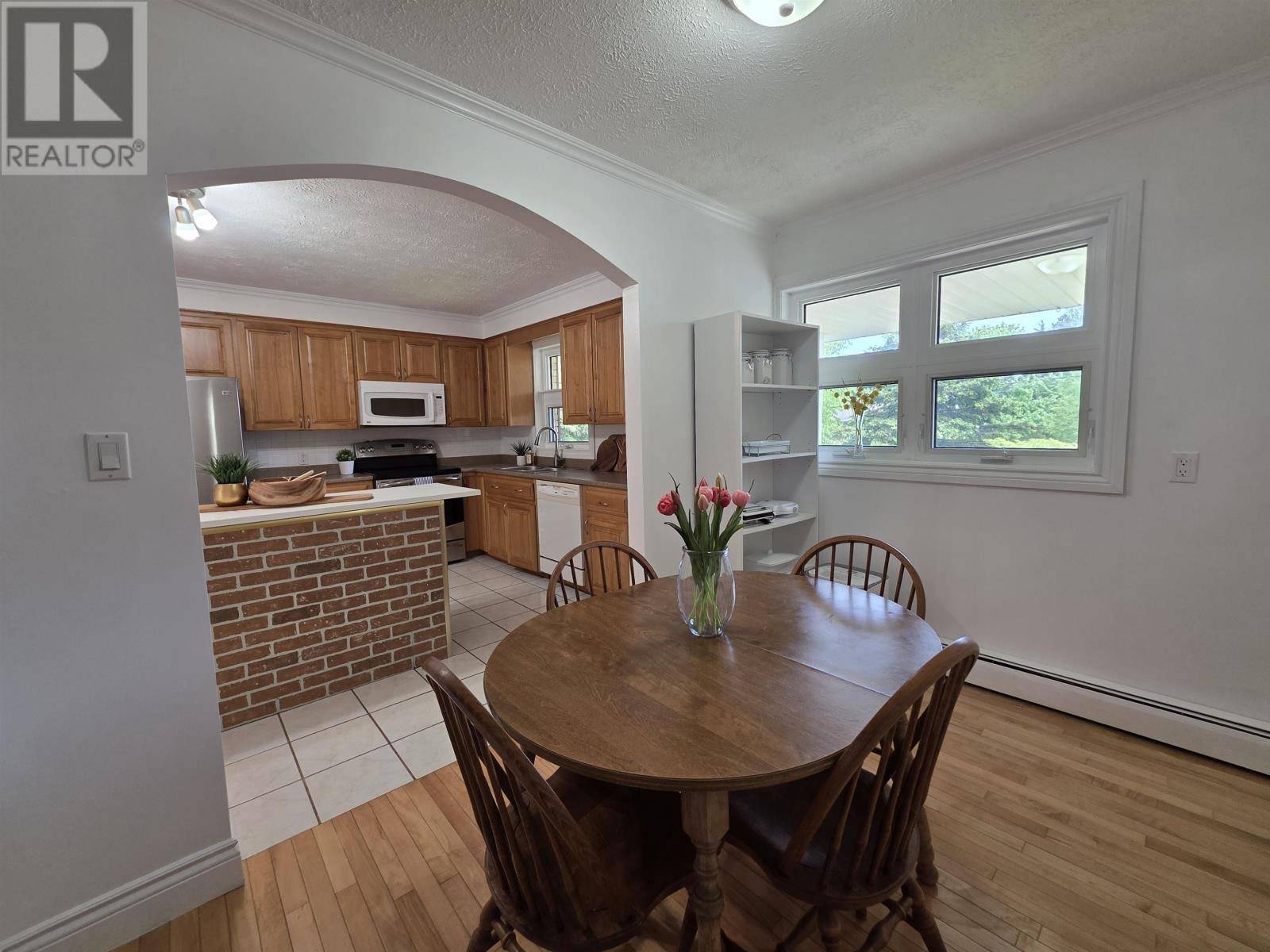 7 Crestview Drive Property Photo 6