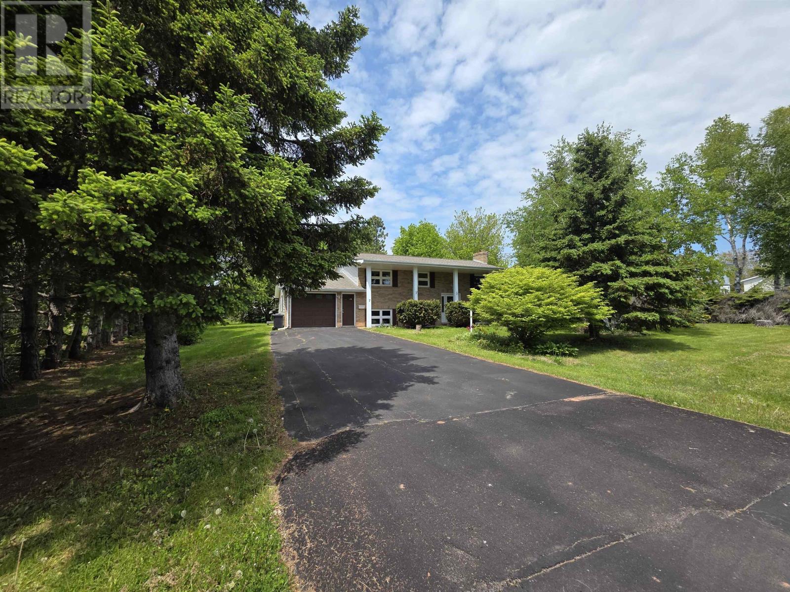 7 Crestview Drive Property Photo 33