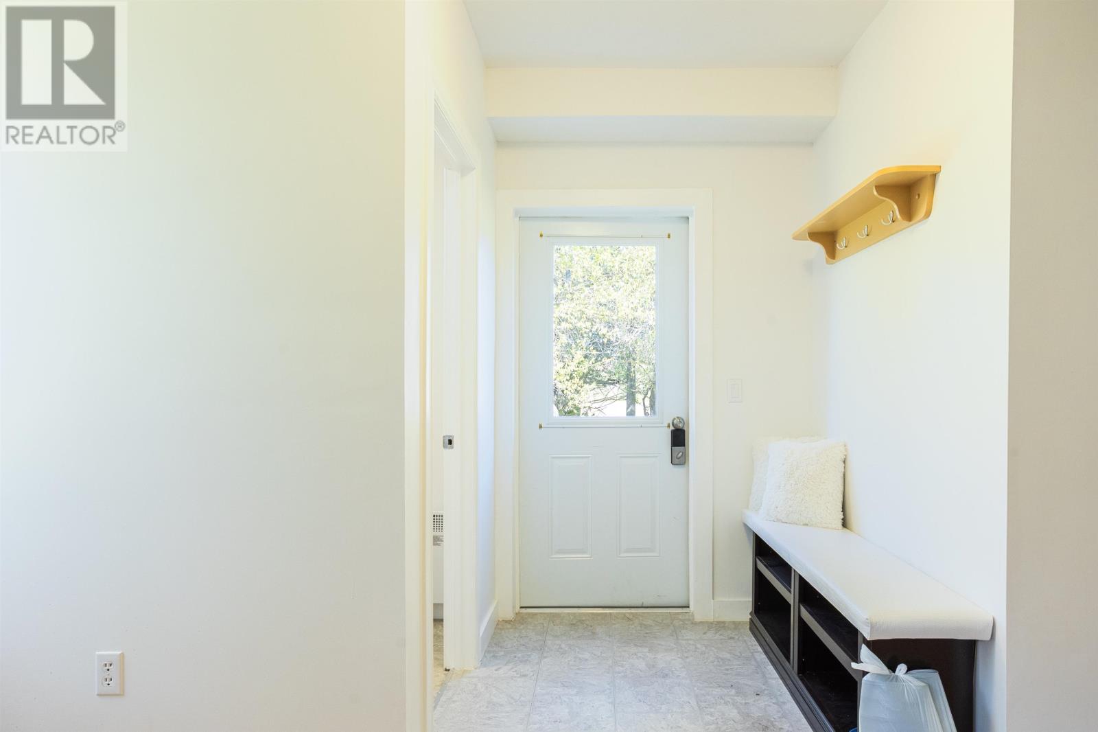3293 Fort Augustus Road Property Photo 4