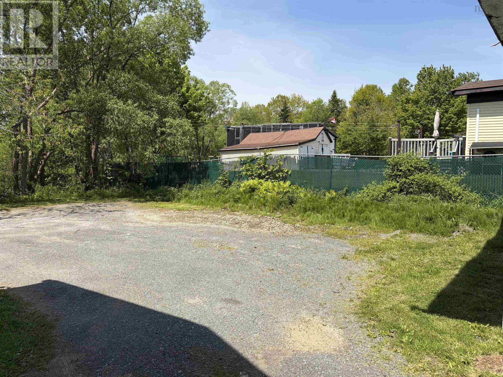 736 Highway 2 Property Photo 9