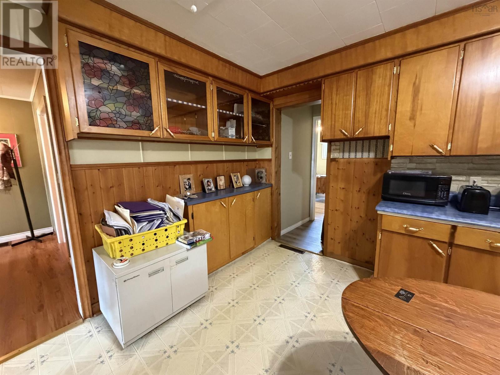 736 Highway 2 Property Photo 12