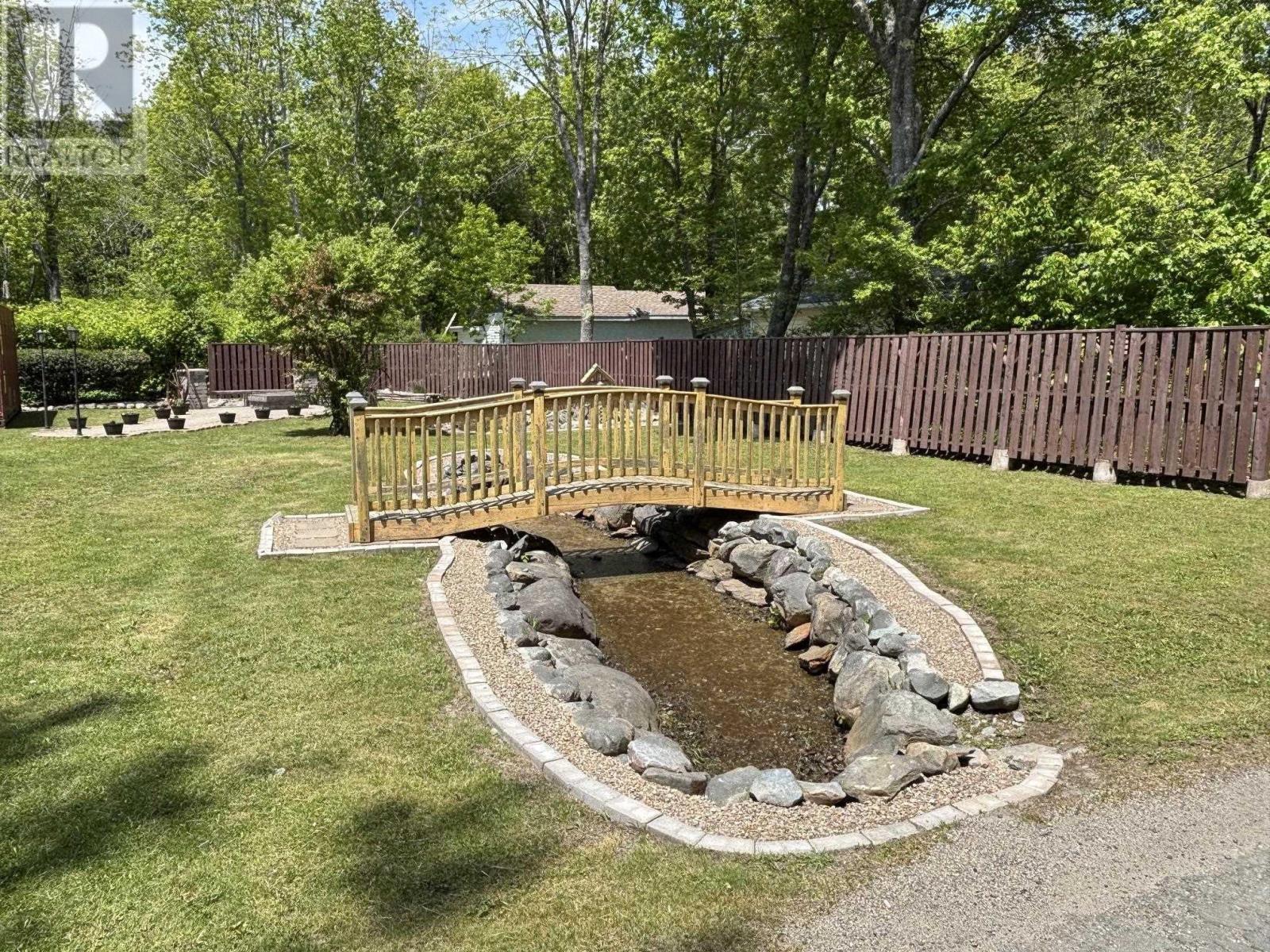 22 Forest Street Property Photo 13