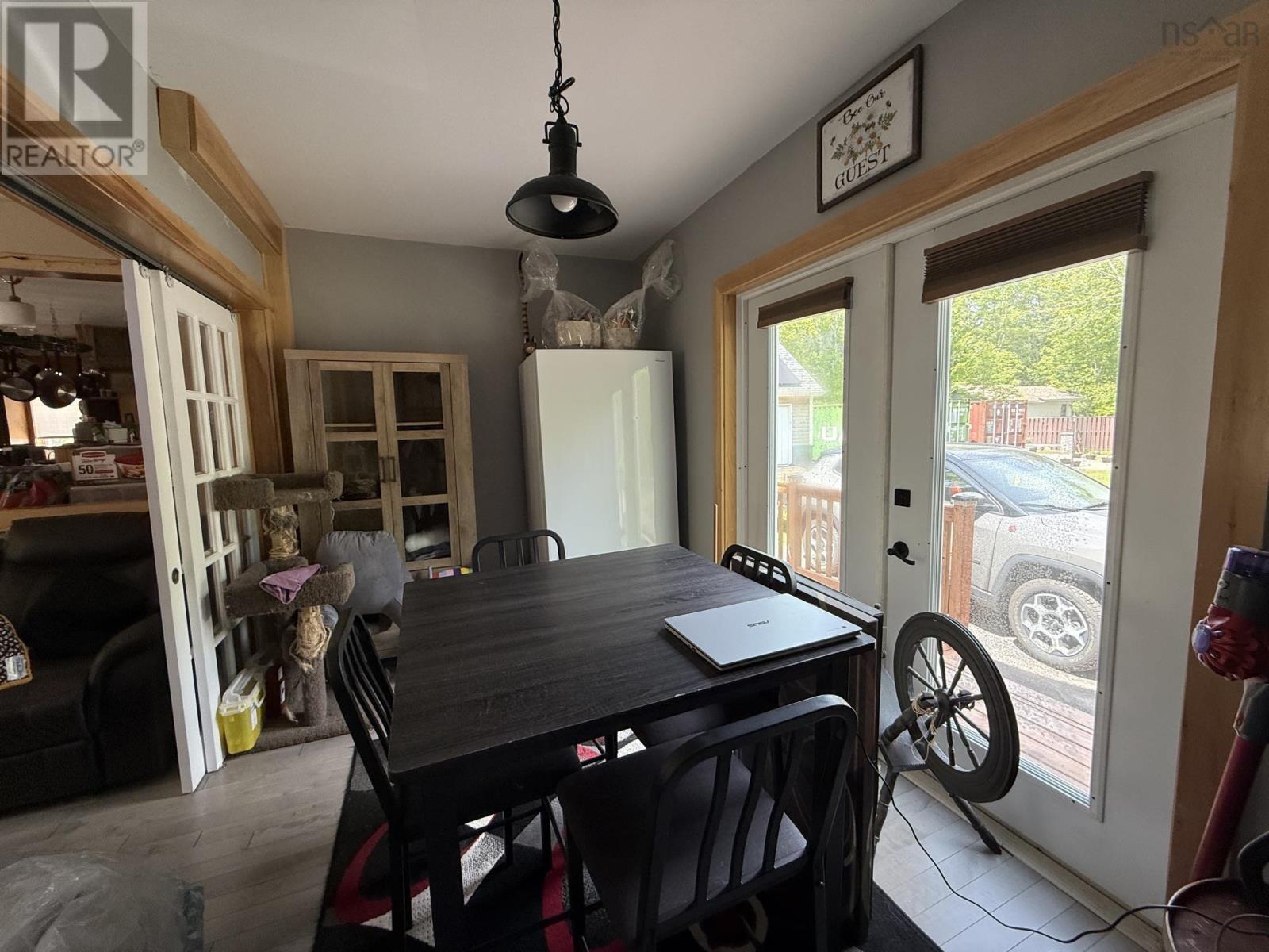 22 Forest Street Property Photo 20