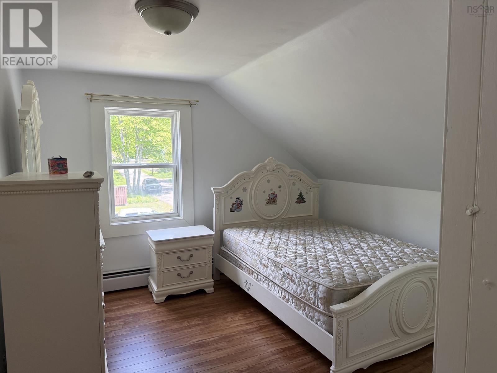 22 Forest Street Property Photo 29