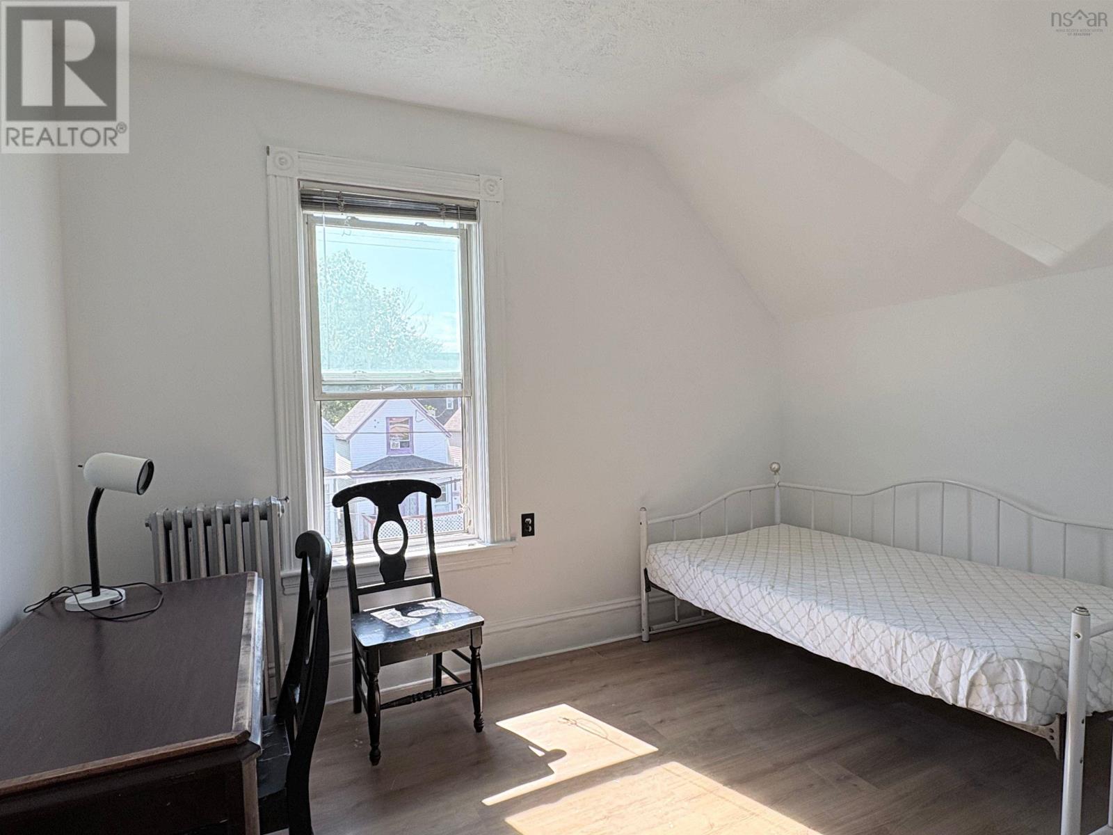 257 Bentinck Street Property Photo 9
