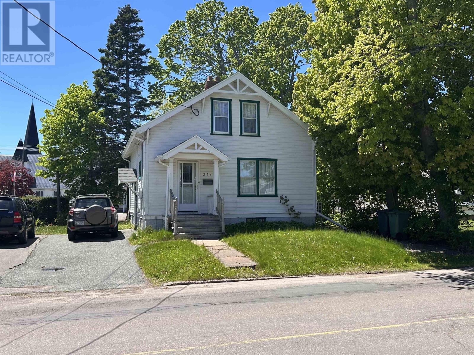 254 Notre Dame Street Property Photo 2