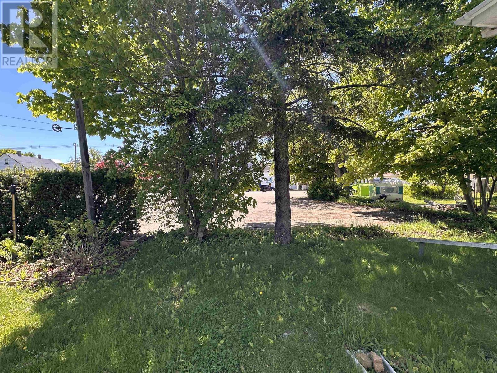 254 Notre Dame Street Property Photo 6