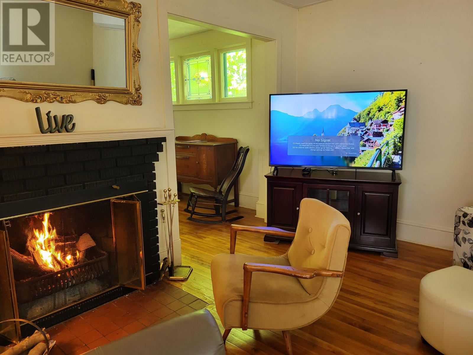 254 Notre Dame Street Property Photo 9