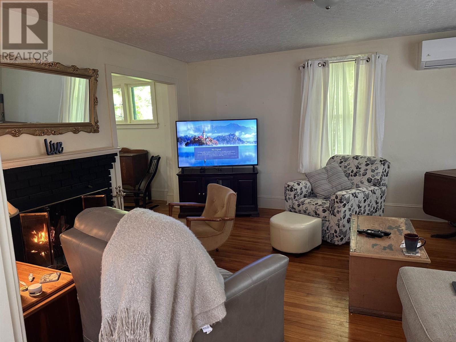 254 Notre Dame Street Property Photo 11
