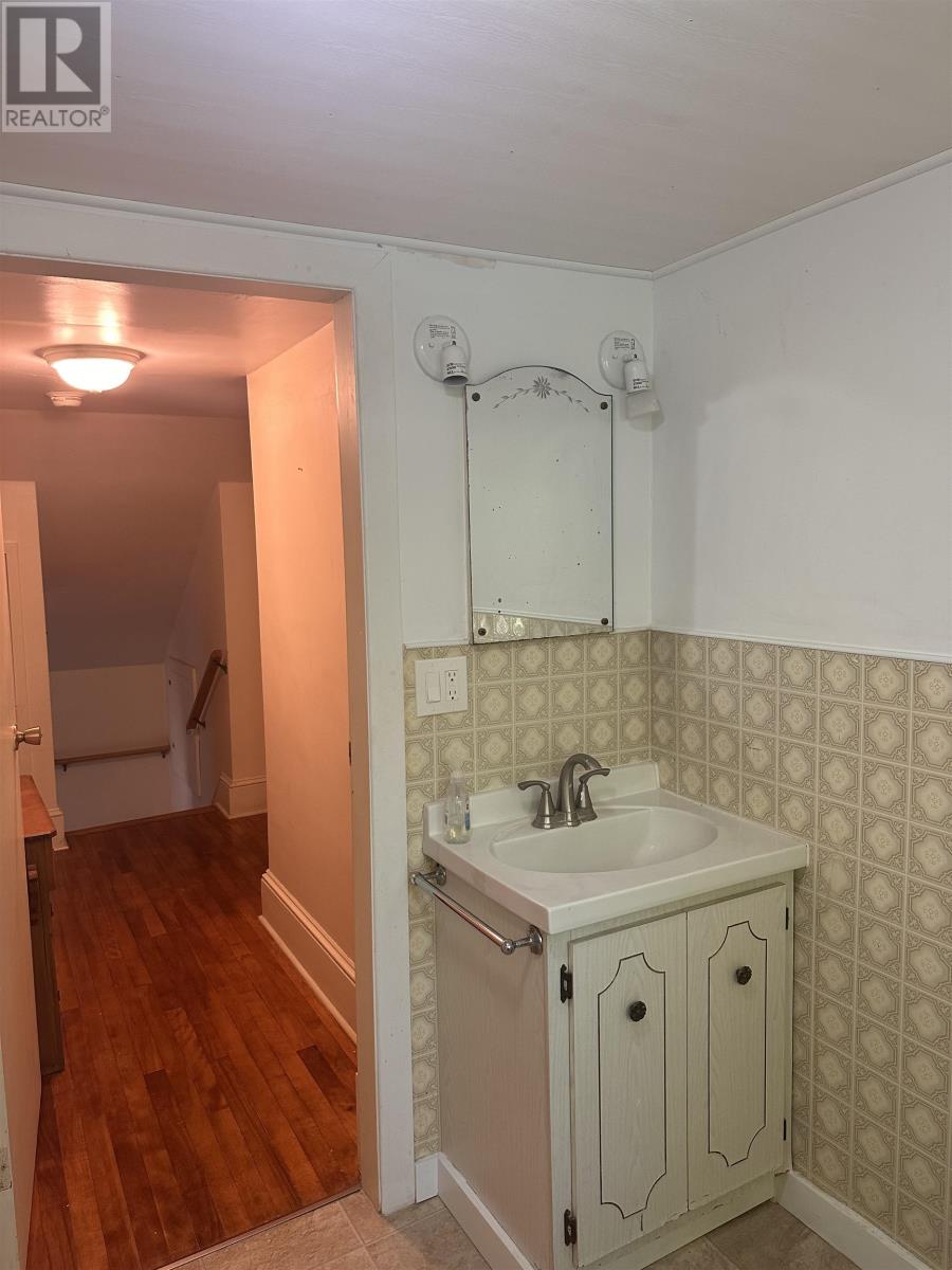 254 Notre Dame Street Property Photo 28