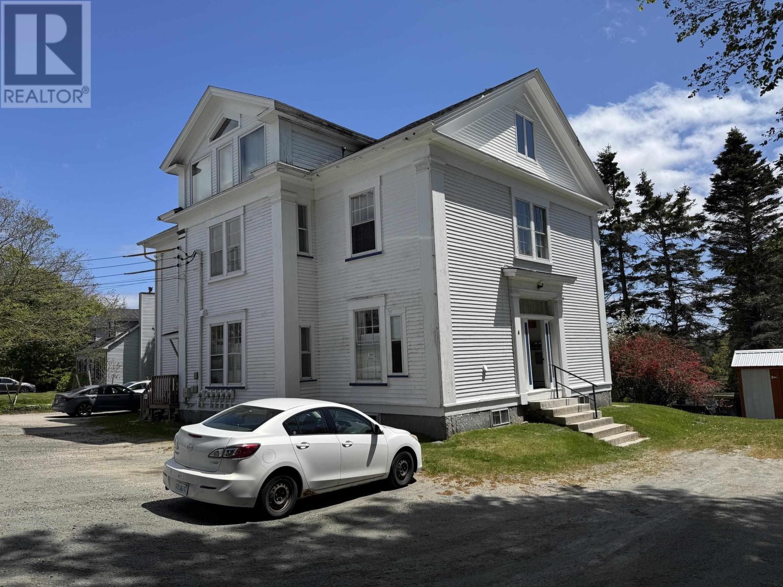 6 Chipman Lane Property Photo 6