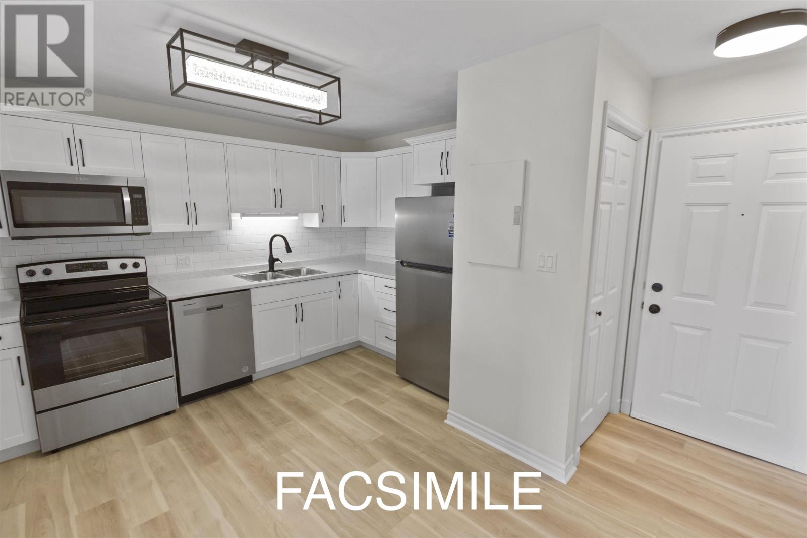 18 22 Waterview Heights Property Photo 2