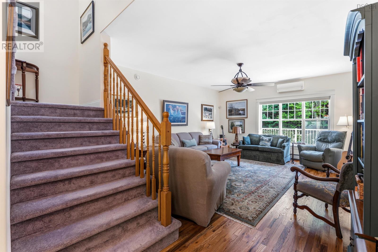 34 Greenside Lane Property Photo 27