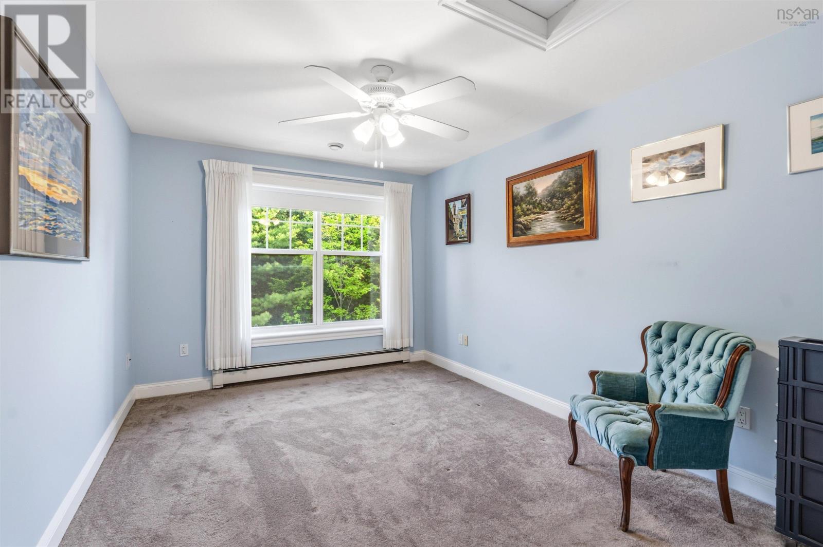 34 Greenside Lane Property Photo 29