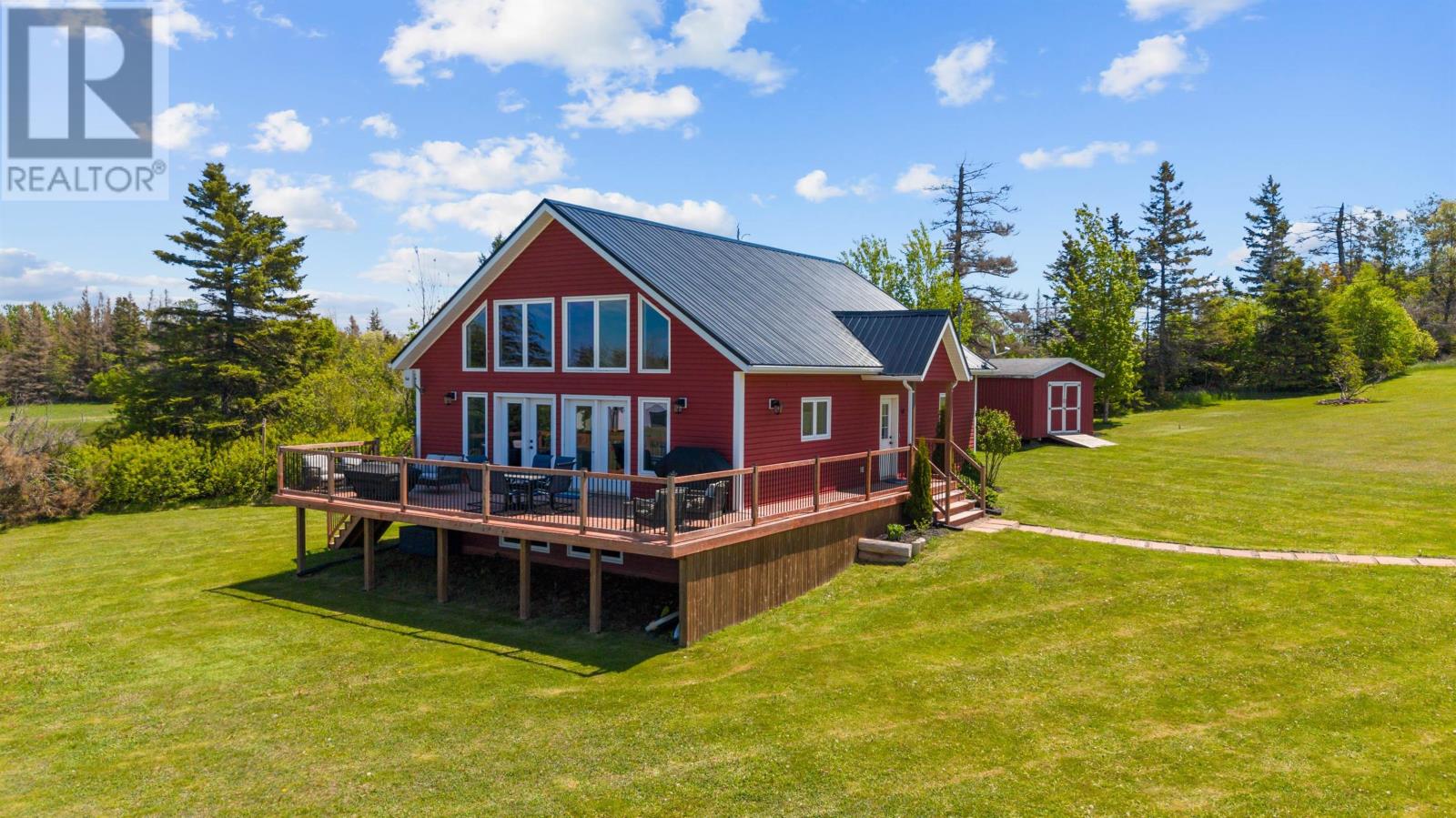 58 Wards Landing Property Photo 1