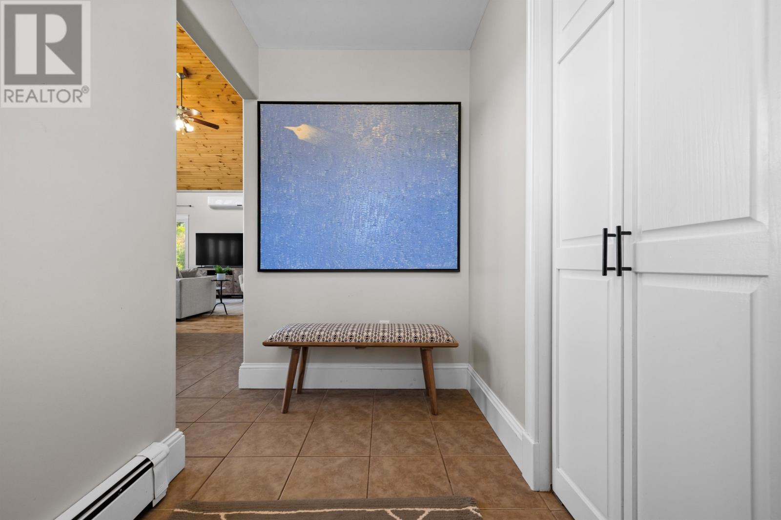 58 Wards Landing Property Photo 3