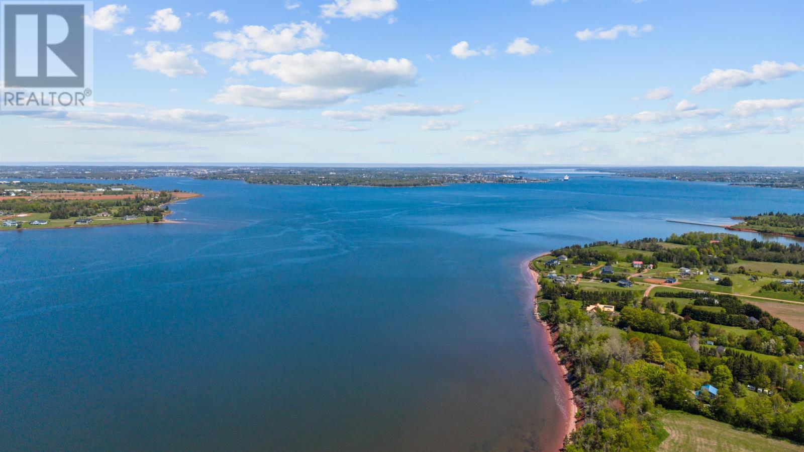 58 Wards Landing Property Photo 39