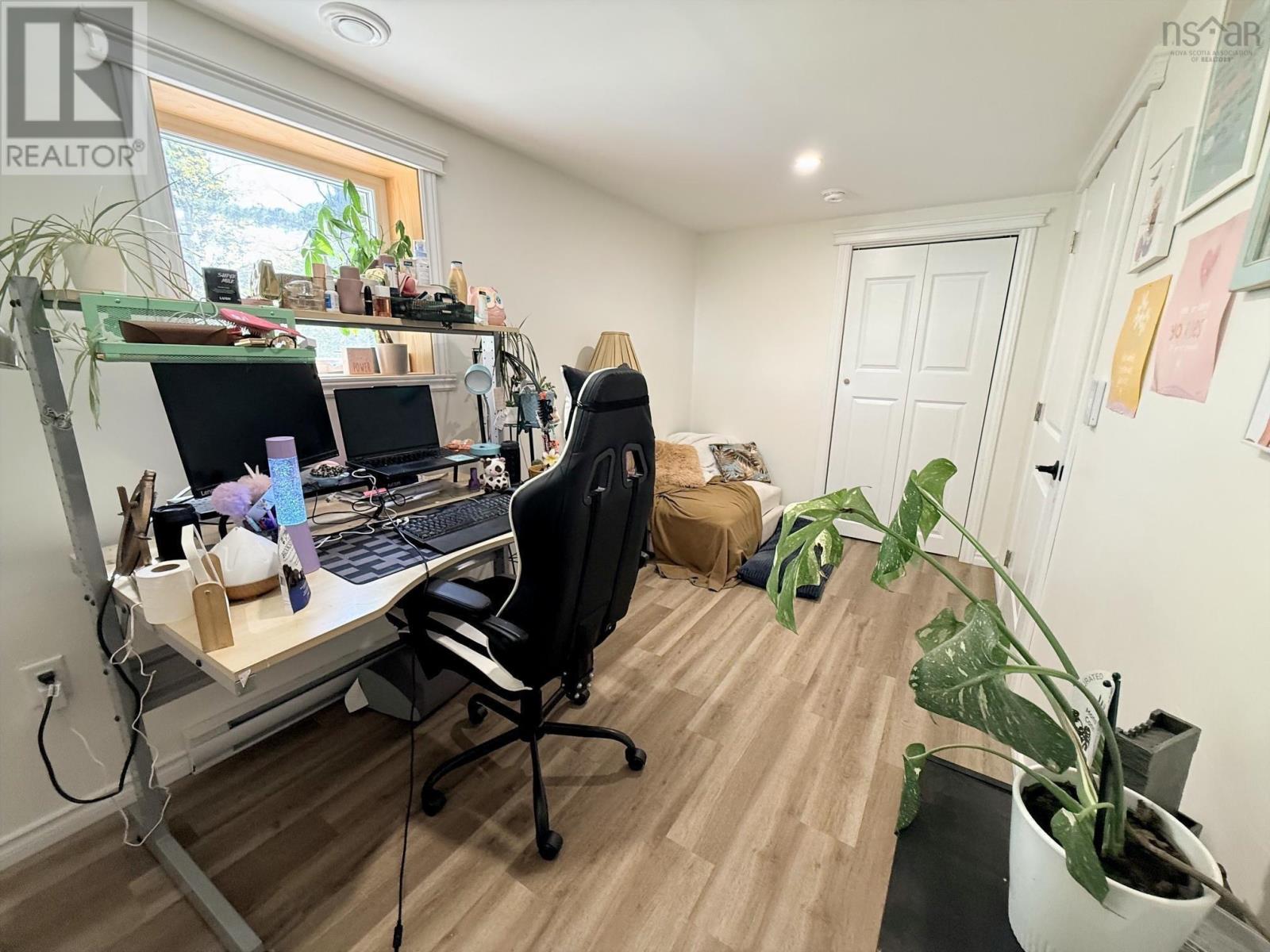 54 Maple Avenue Property Photo 34