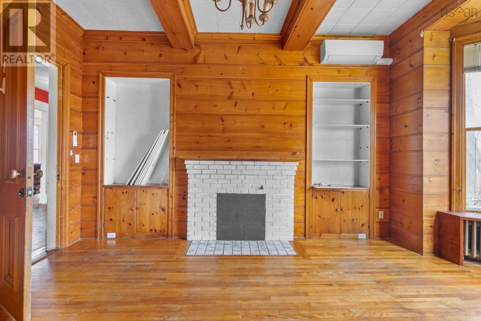 84 Church Street Property Photo 14