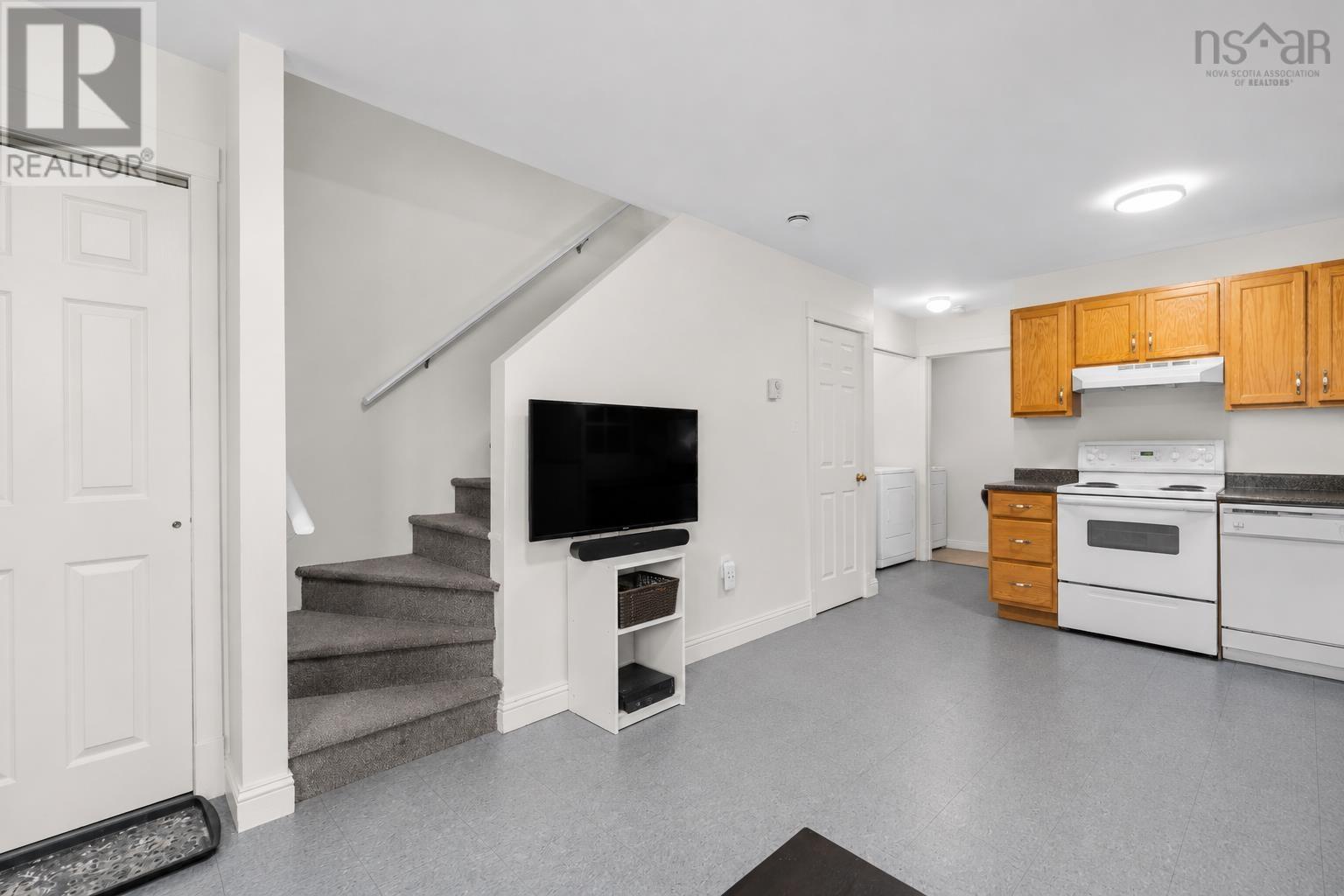 84 Church Street Property Photo 40
