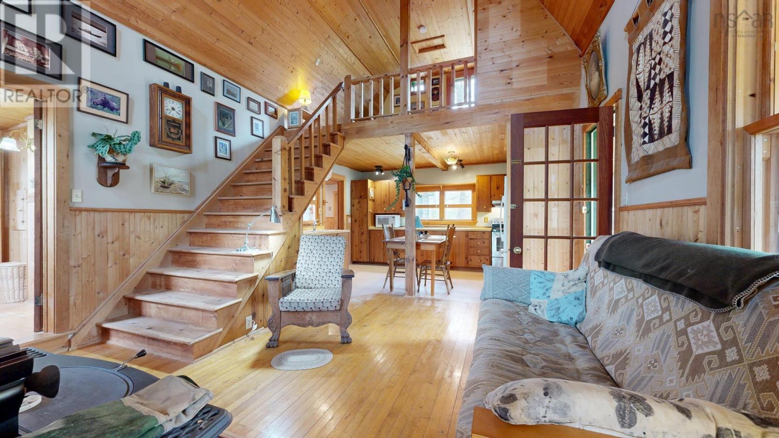 952 Port Latour Road Property Photo 17