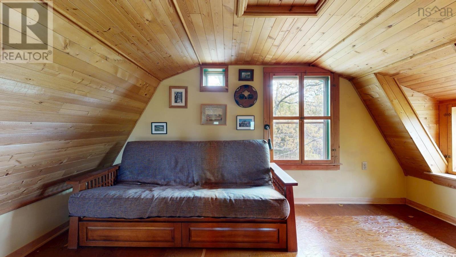 952 Port Latour Road Property Photo 18