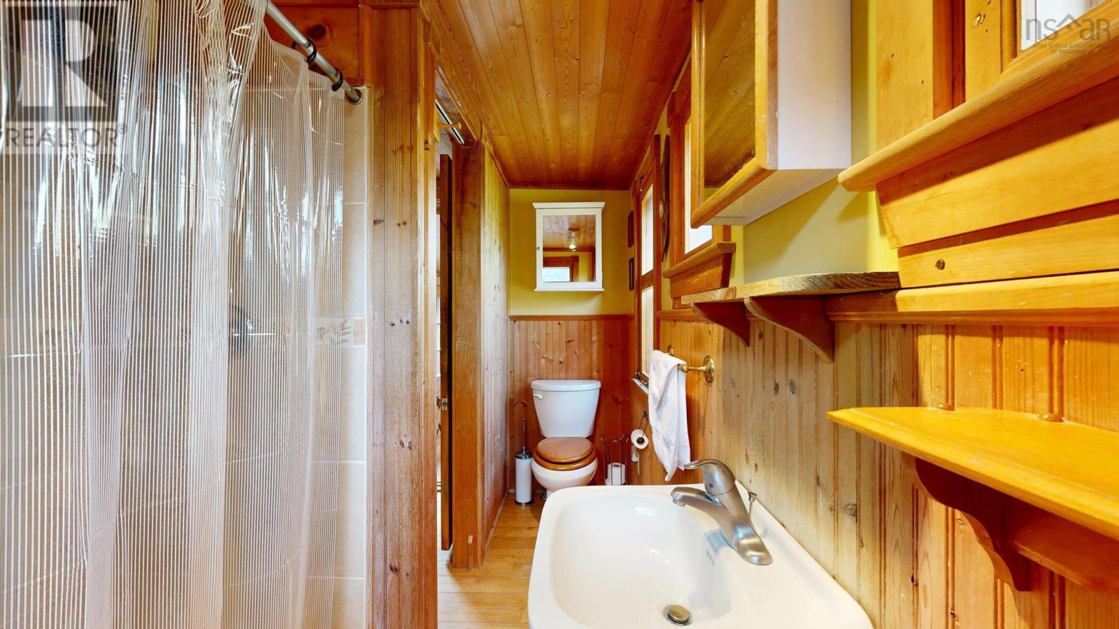 952 Port Latour Road Property Photo 29