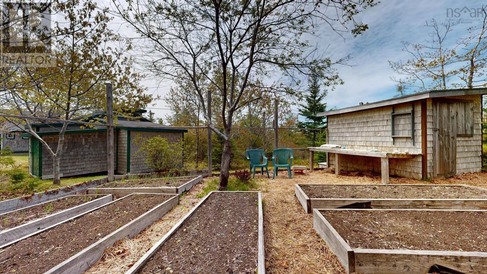 952 Port Latour Road Property Photo 38