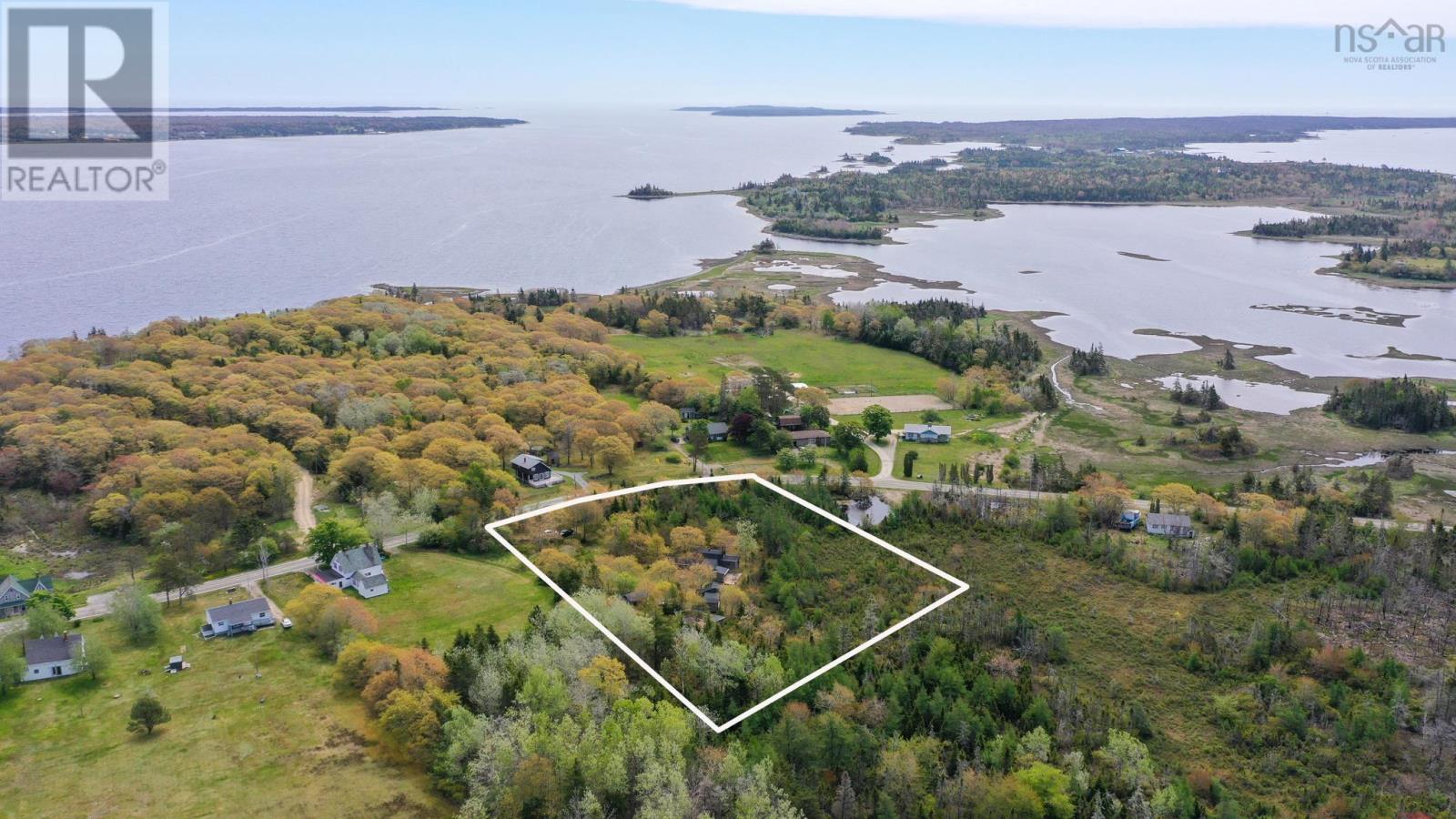 952 Port Latour Road Property Photo 42