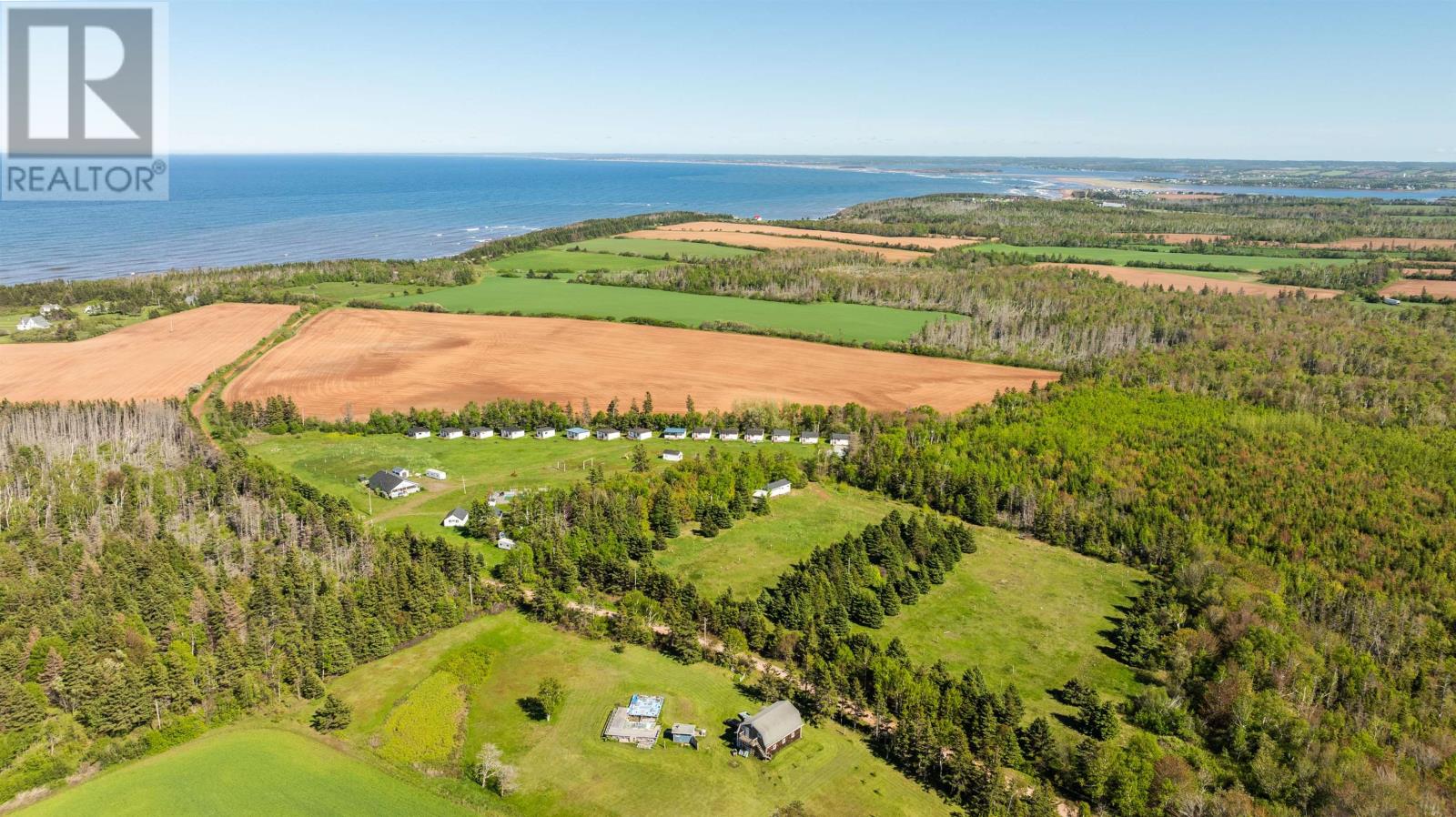 226 & 208 Cape Road Property Photo 8