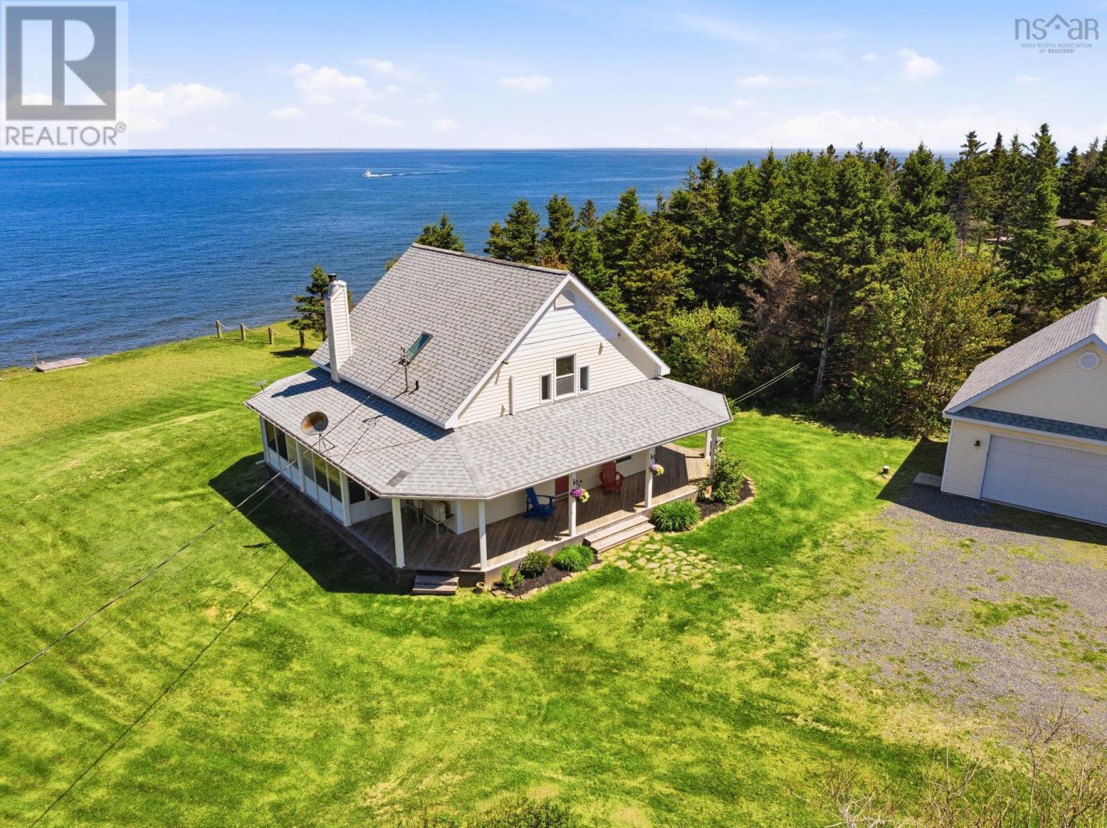 889 Blue Sea Road Property Photo 2