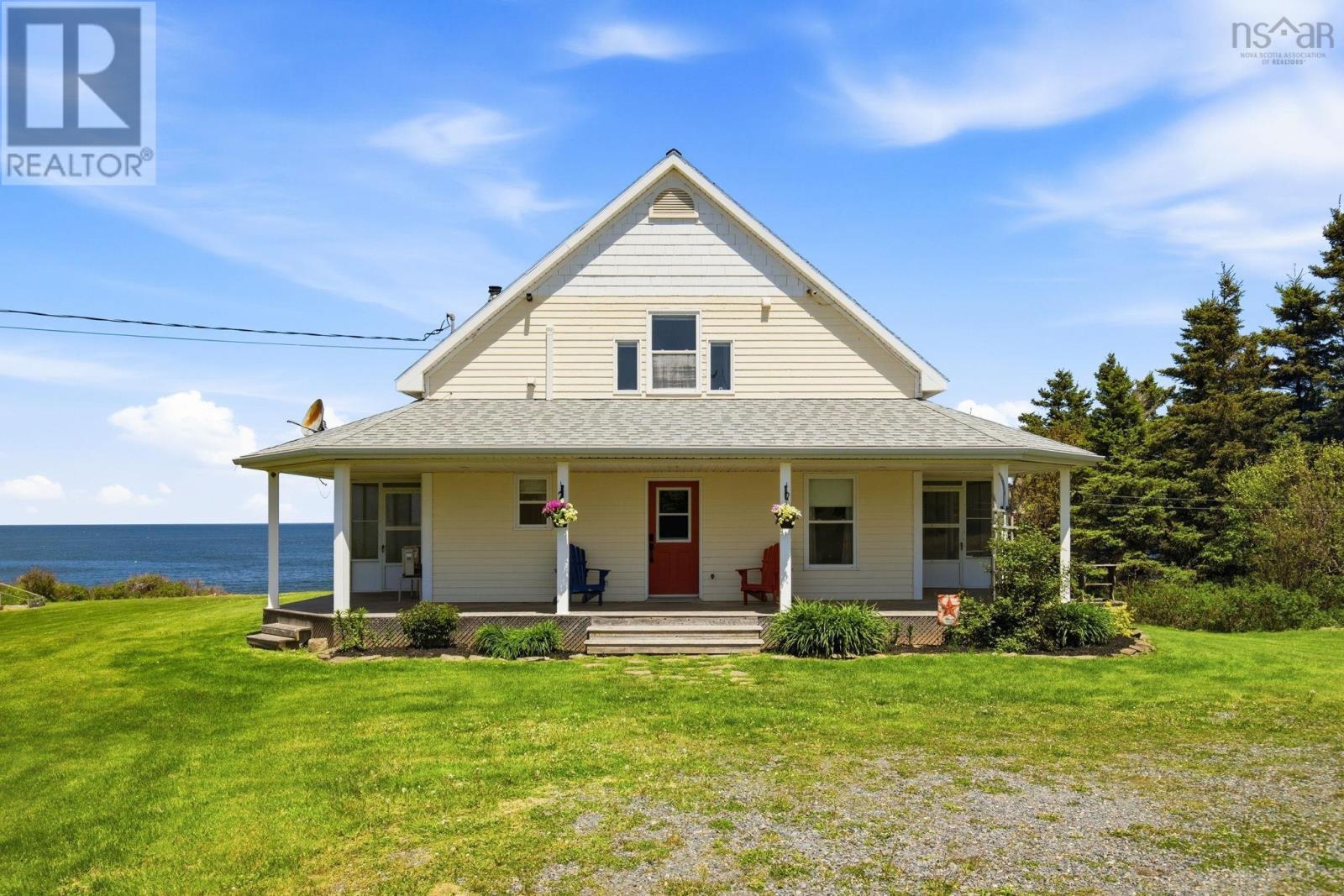 889 Blue Sea Road Property Photo 3