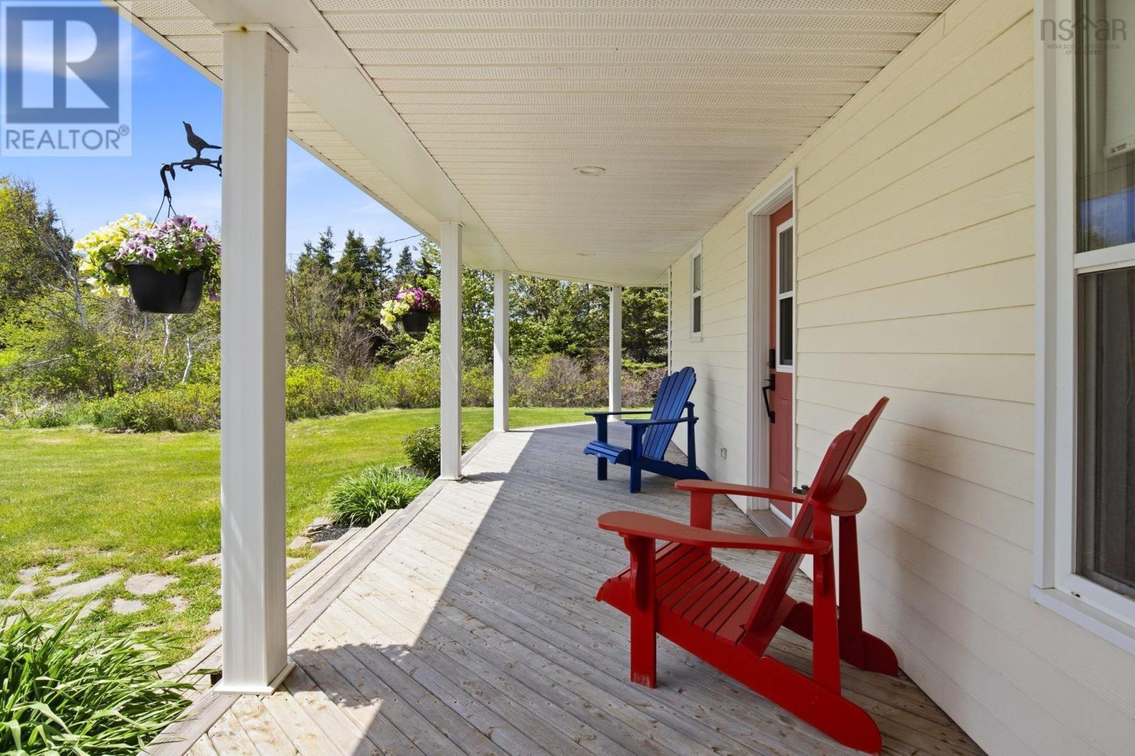 889 Blue Sea Road Property Photo 5