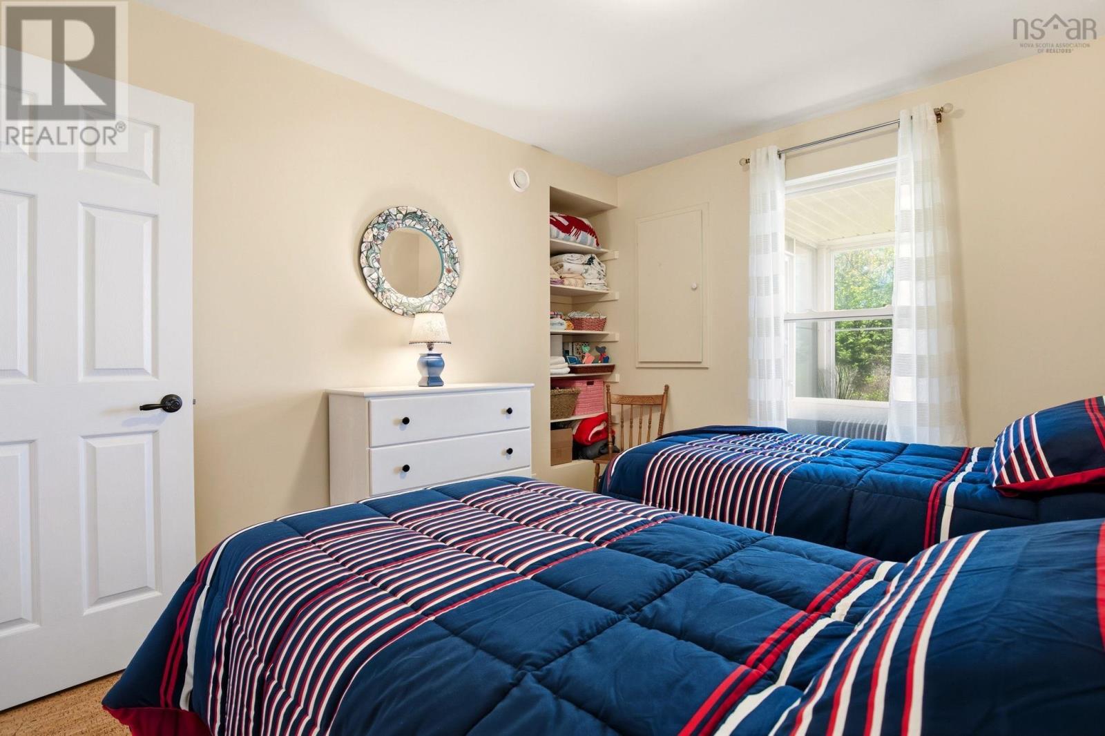 889 Blue Sea Road Property Photo 16