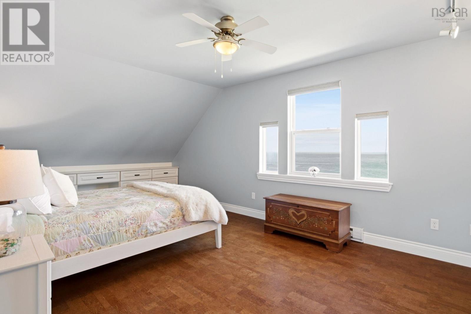 889 Blue Sea Road Property Photo 20