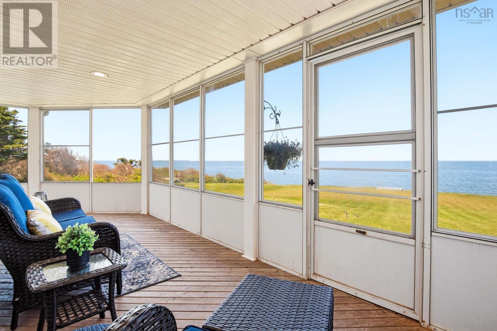 889 Blue Sea Road Property Photo 24