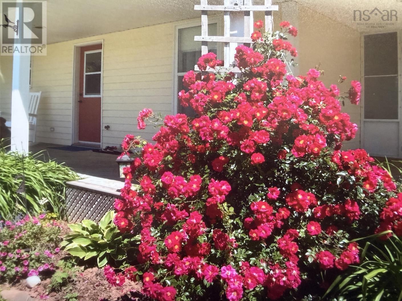 889 Blue Sea Road Property Photo 42