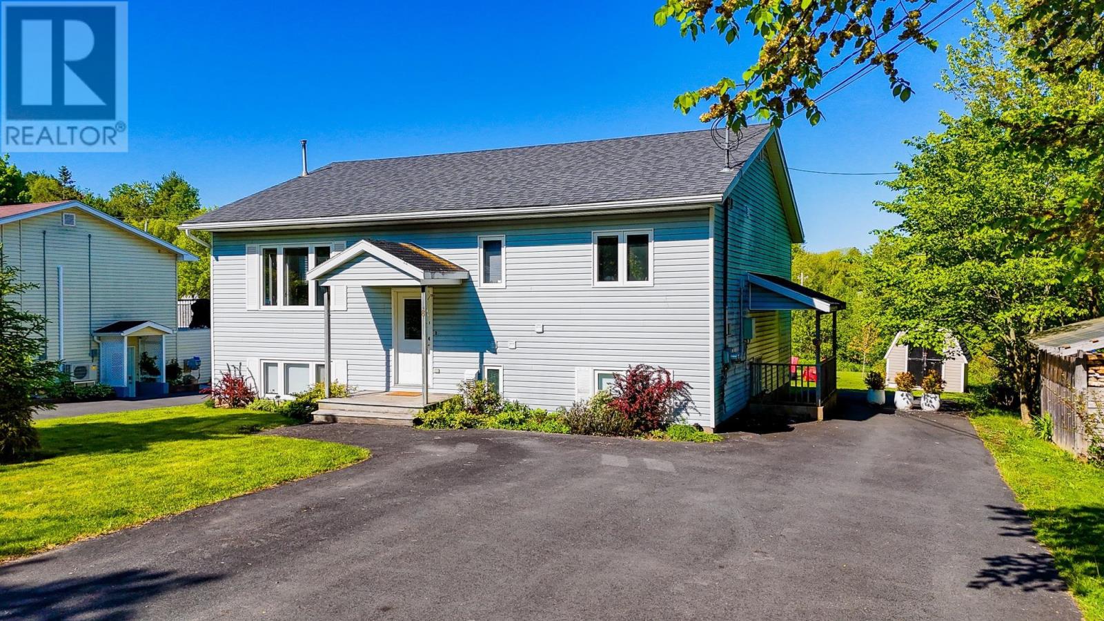 8 Iona Road Property Photo 3