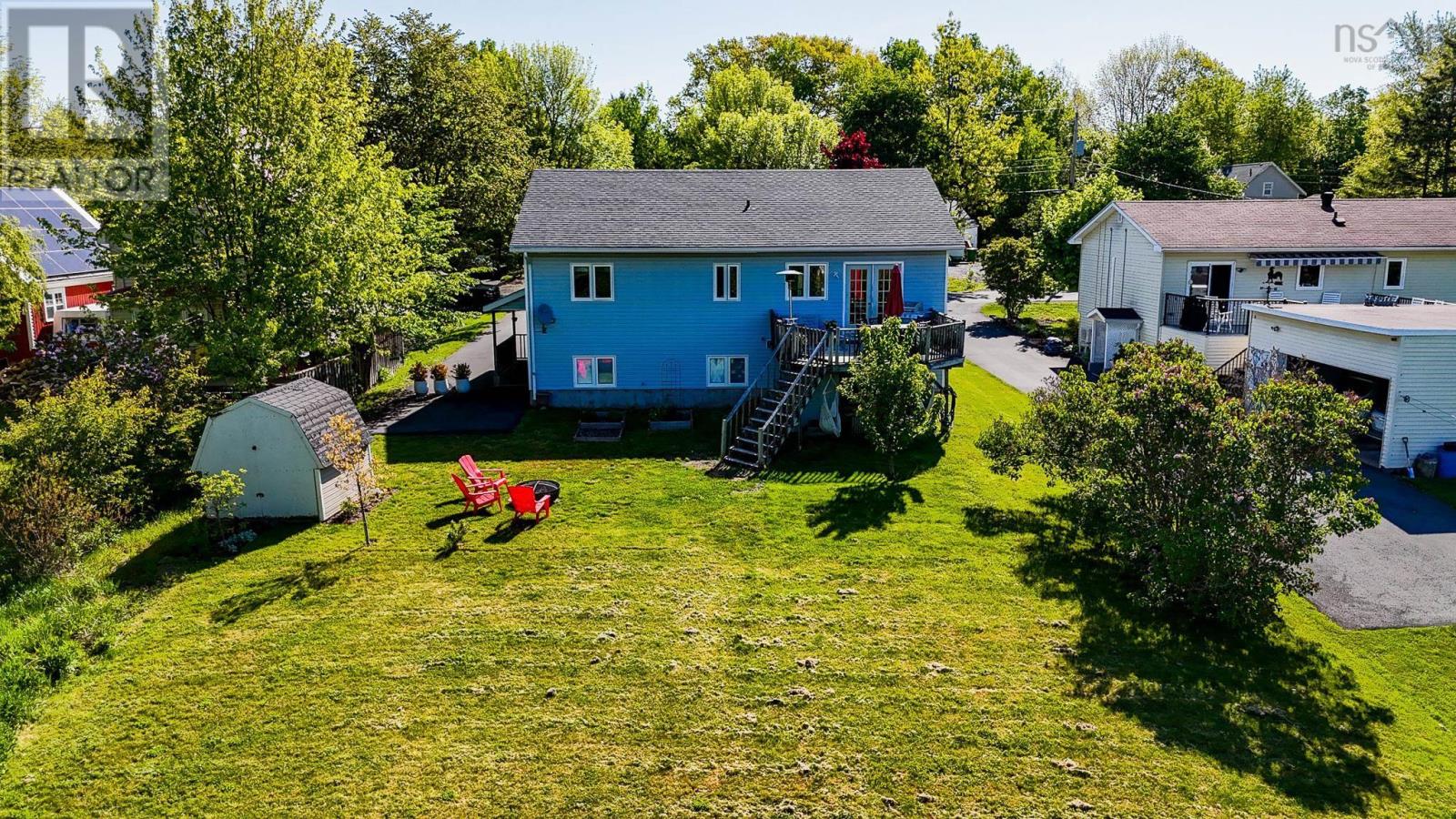 8 Iona Road Property Photo 4