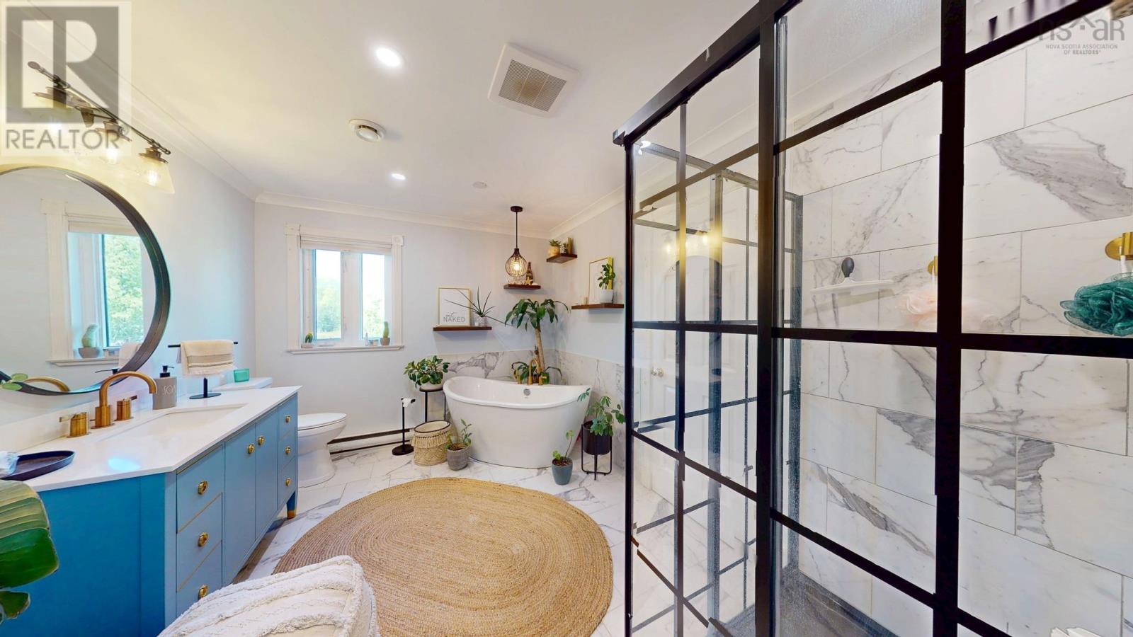 8 Iona Road Property Photo 20