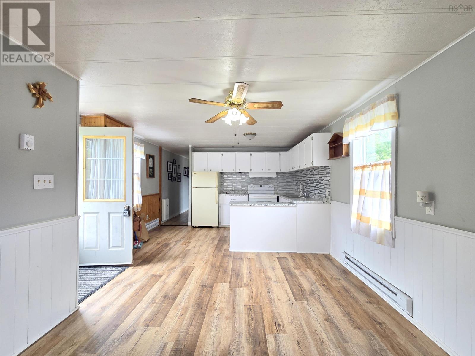 5 Birch Court Property Photo 6